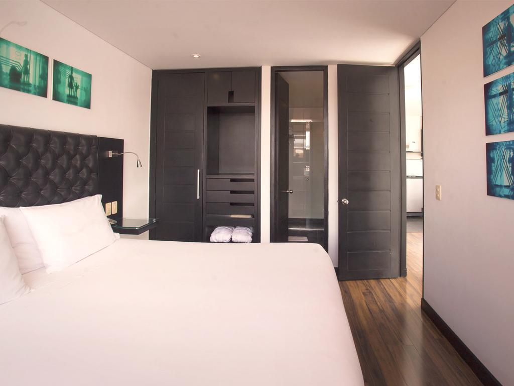 Hotel 104 Art Suites Bogota Room photo